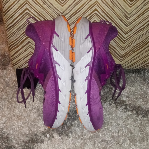 hoka gaviota 2 women's wide